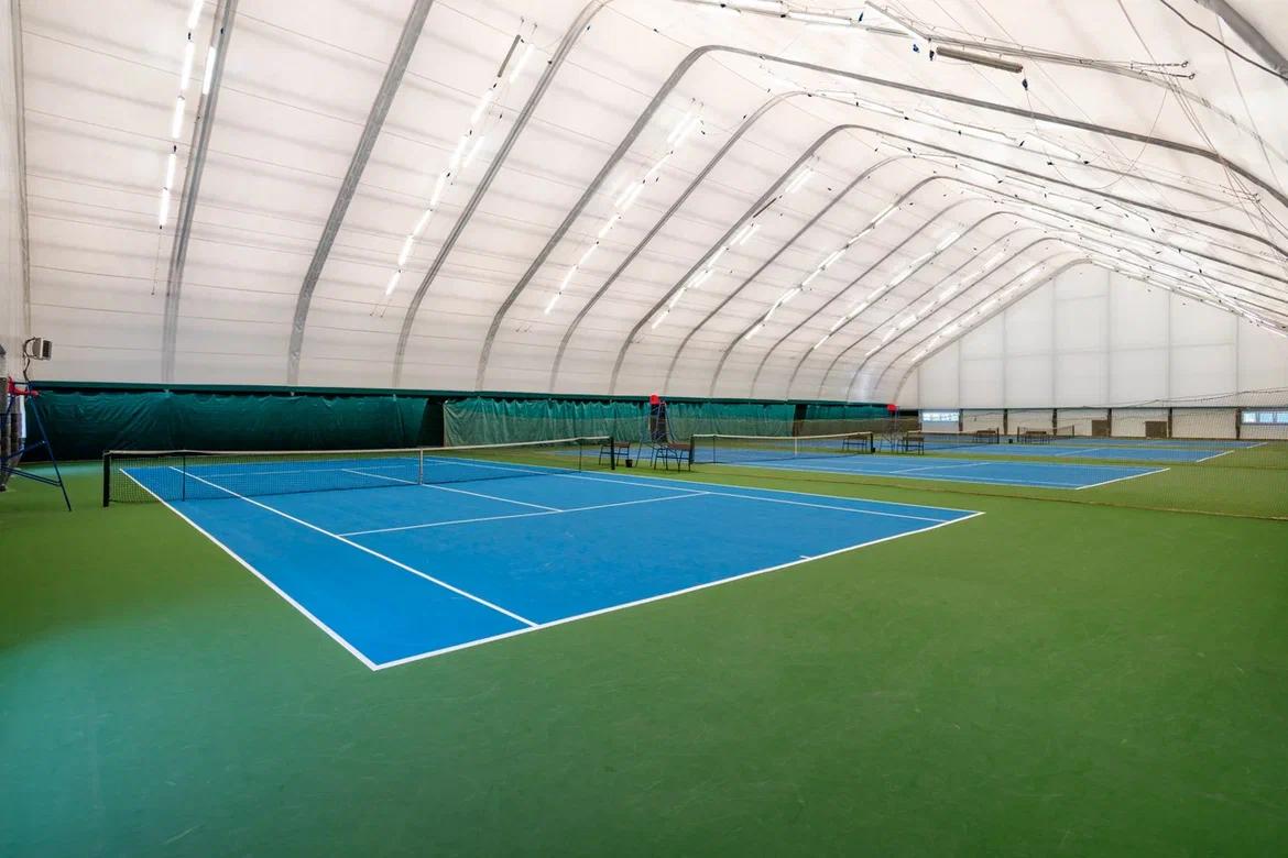 4 закрытых корта - фото 3